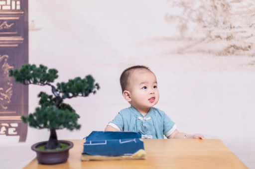 乌鲁木齐宝宝喊肚子疼怎么回事